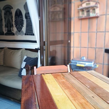 Apartamento Charmoso Em Frente A Praia Em 卡波布里奥 外观 照片