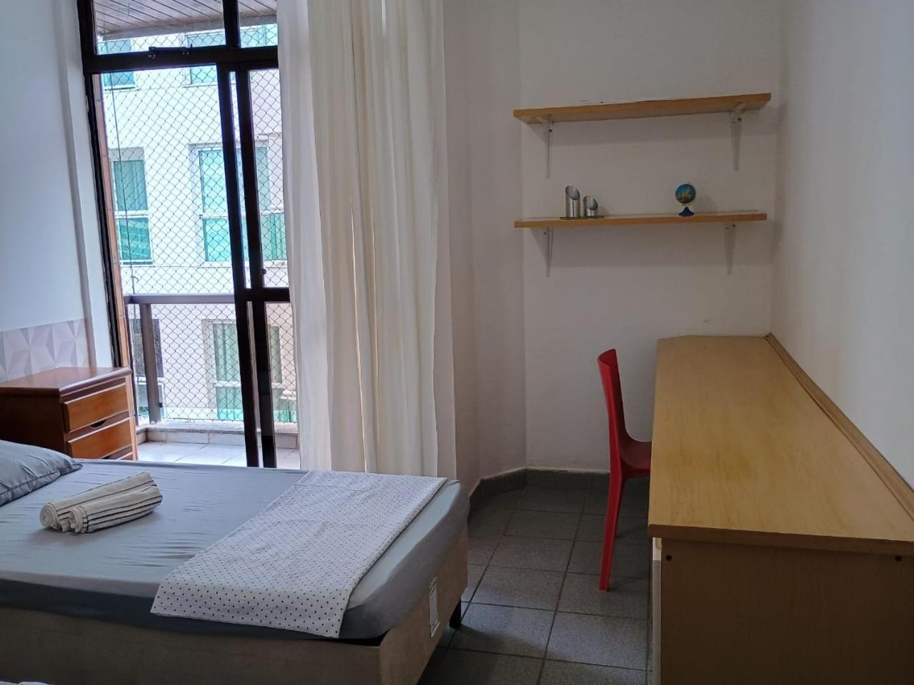 Apartamento Charmoso Em Frente A Praia Em 卡波布里奥 外观 照片