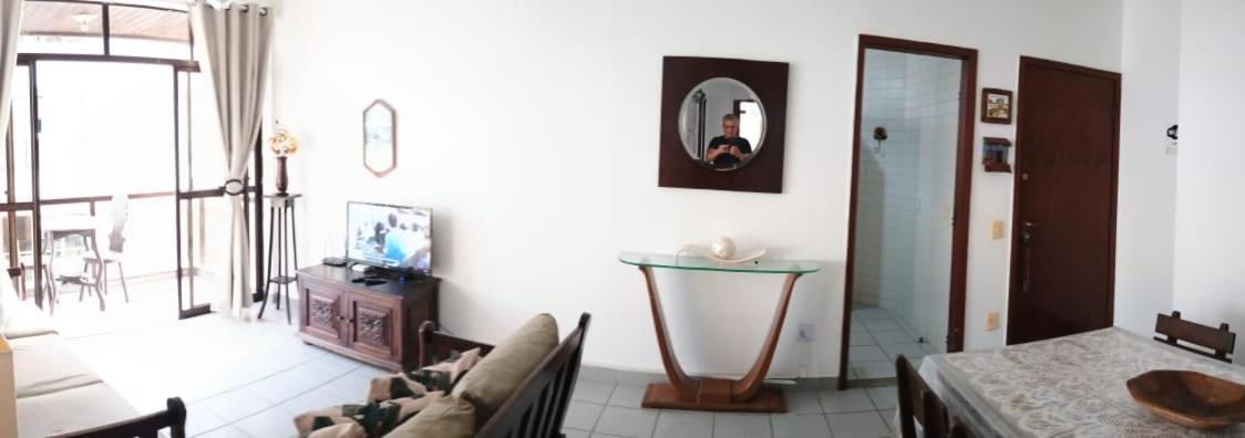 Apartamento Charmoso Em Frente A Praia Em 卡波布里奥 外观 照片